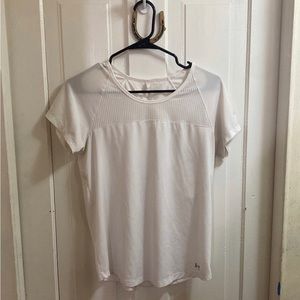 Under Armour T-shirt